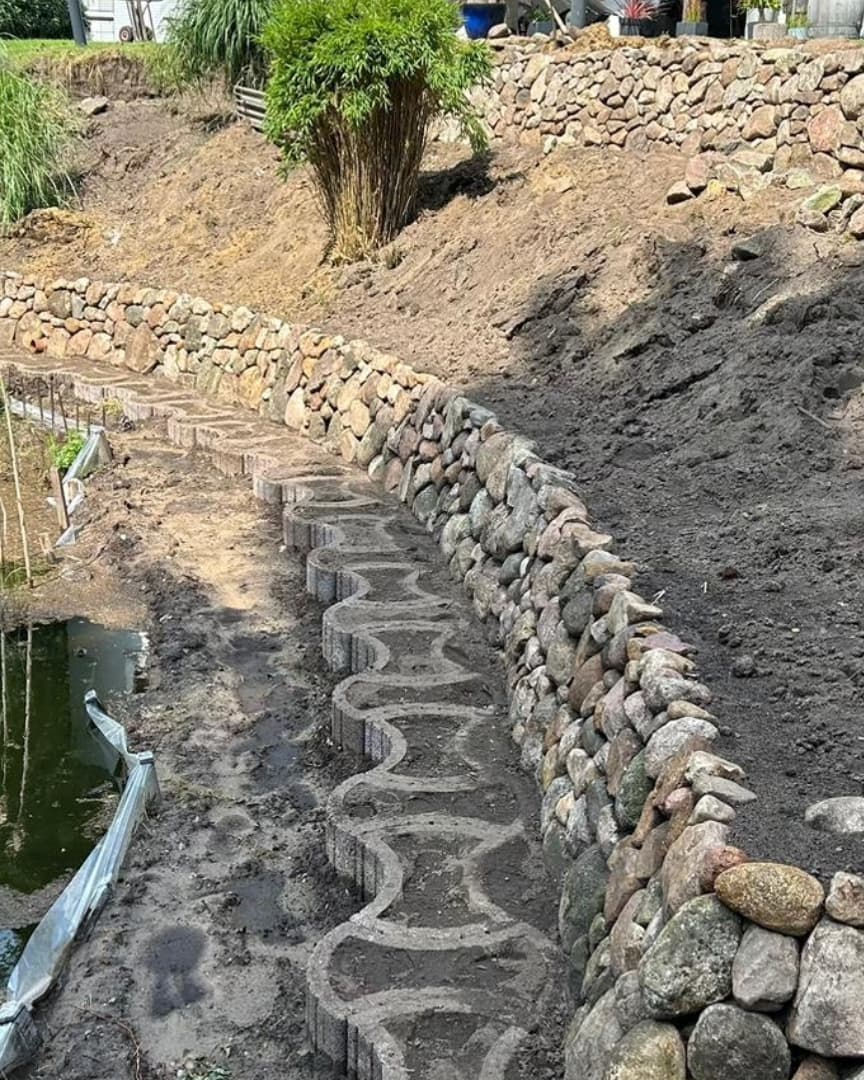 Garten- und Landschaftsbau | Trocken- und Natursteinmauern